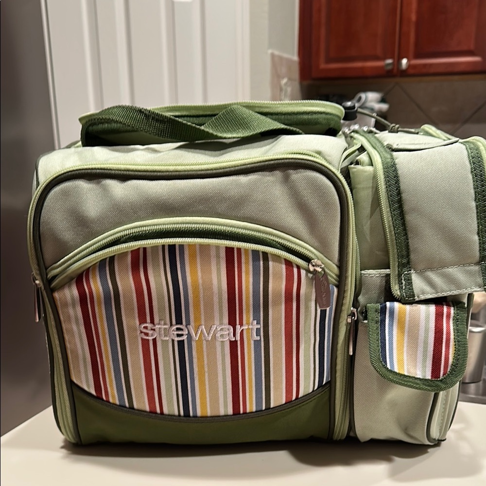 New picnic bag